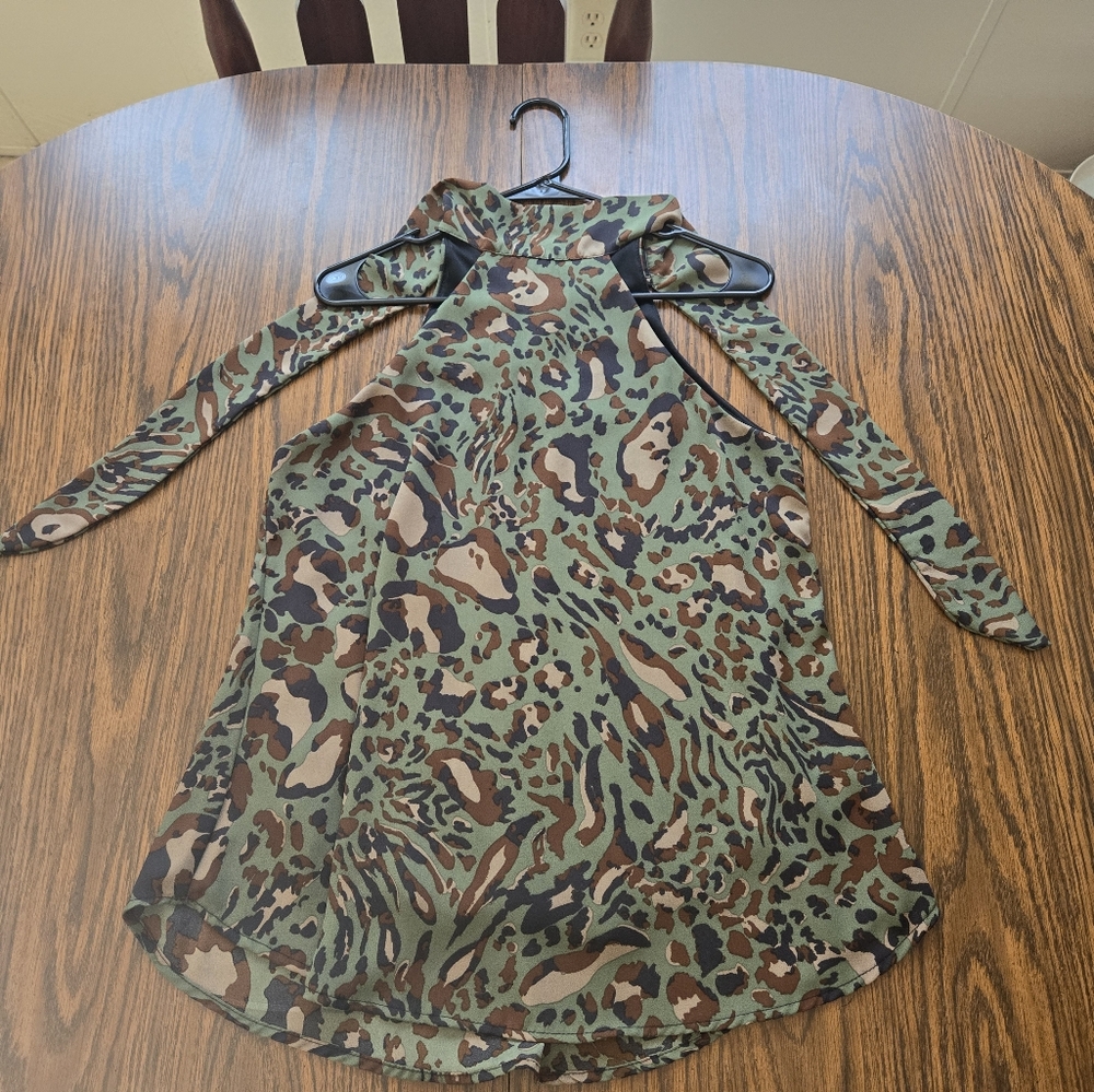 L&B Blouse - Picture 6 of 8